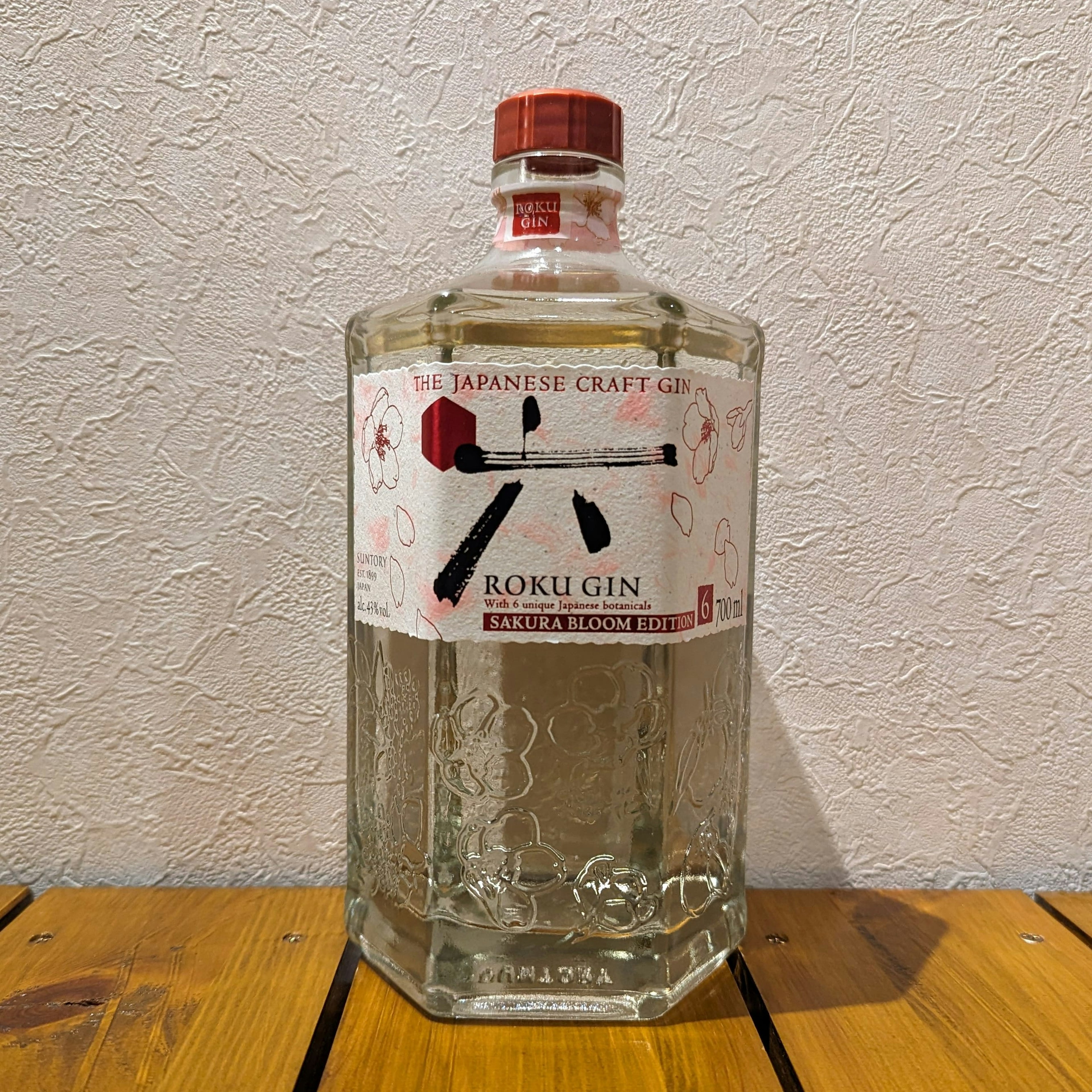 六 ROKU GIN SAKURA BLOOM EDITION（ロクジン）