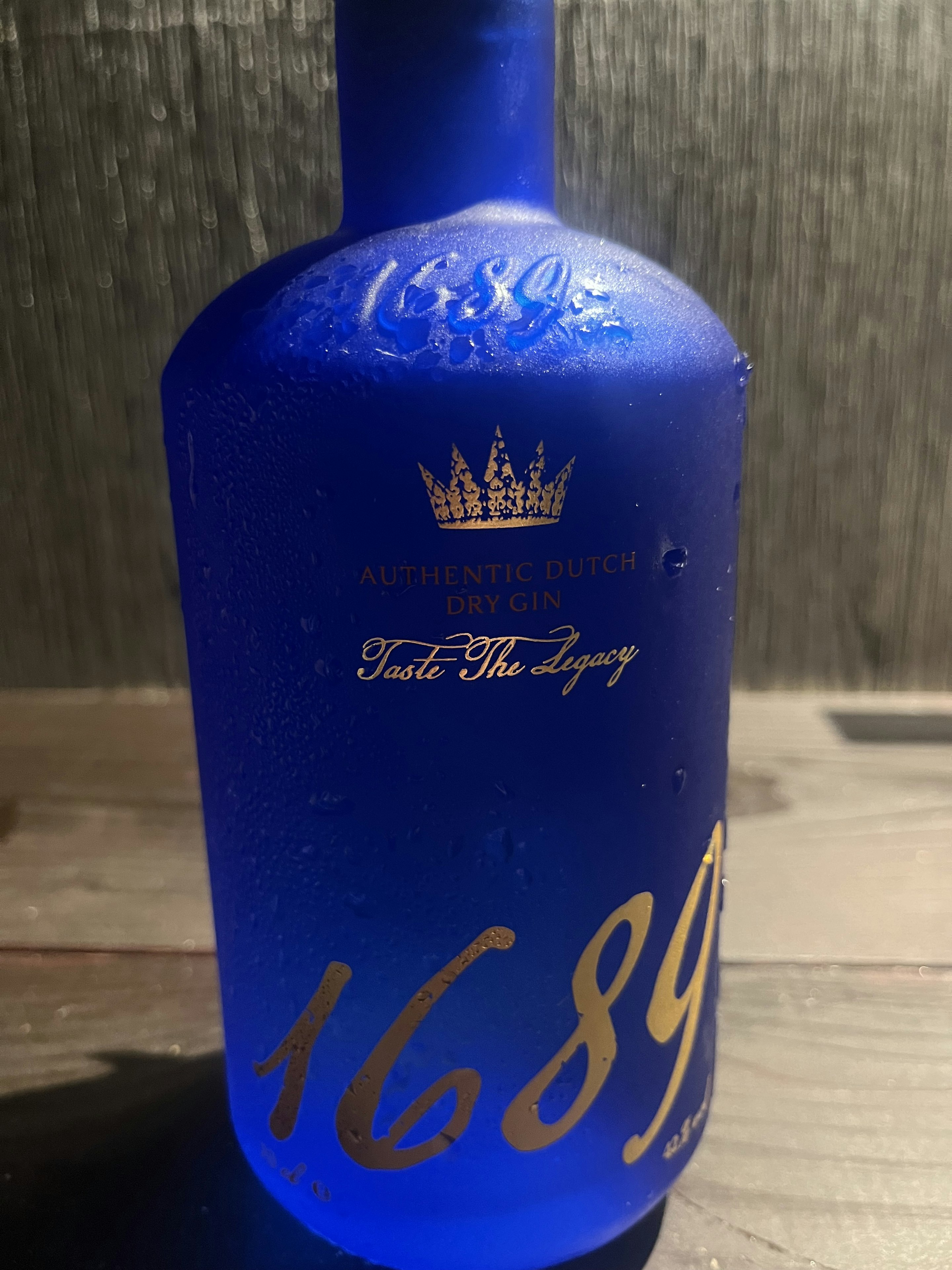 1689