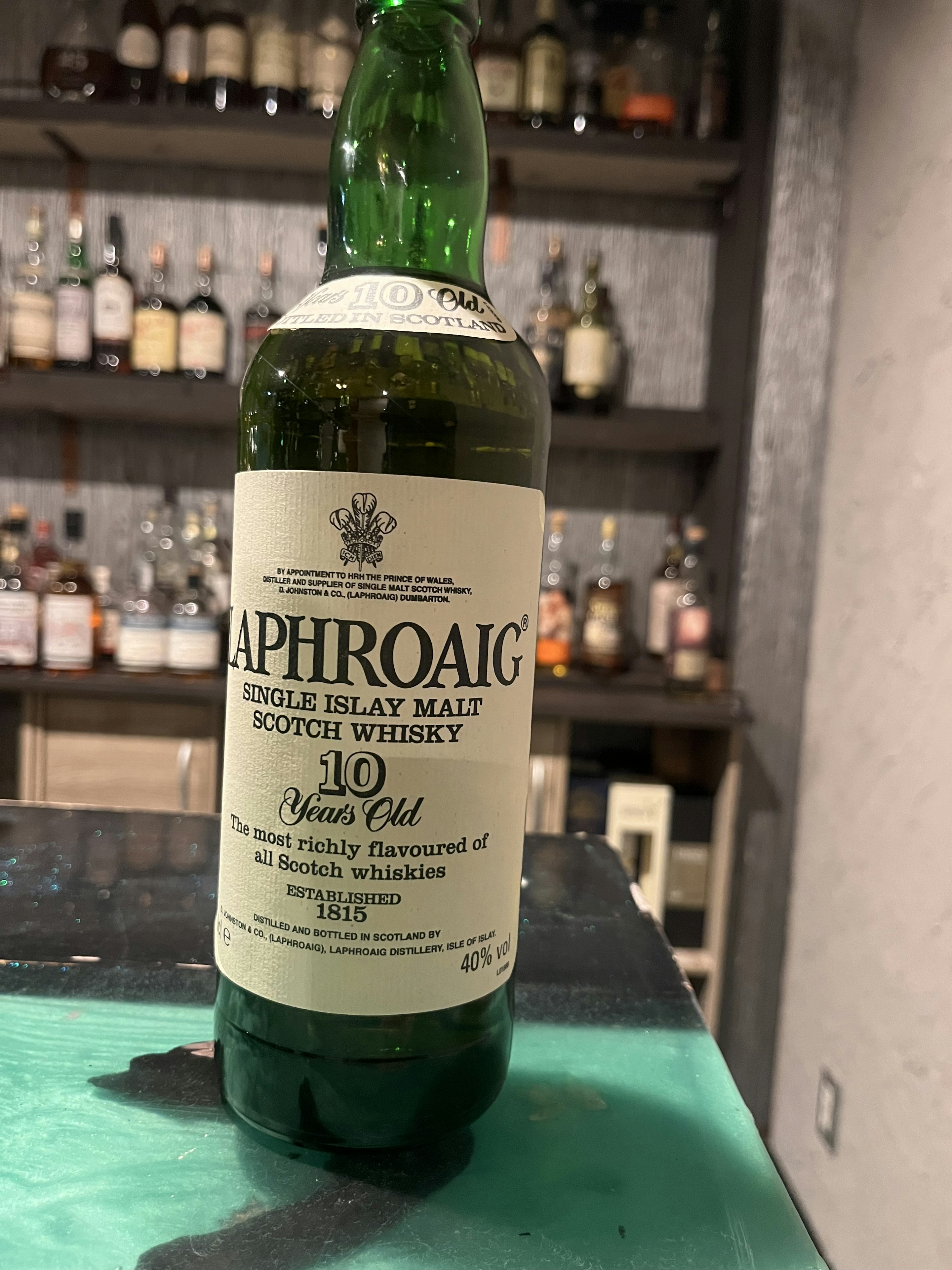 ラフロイグ10年　オールドボトル