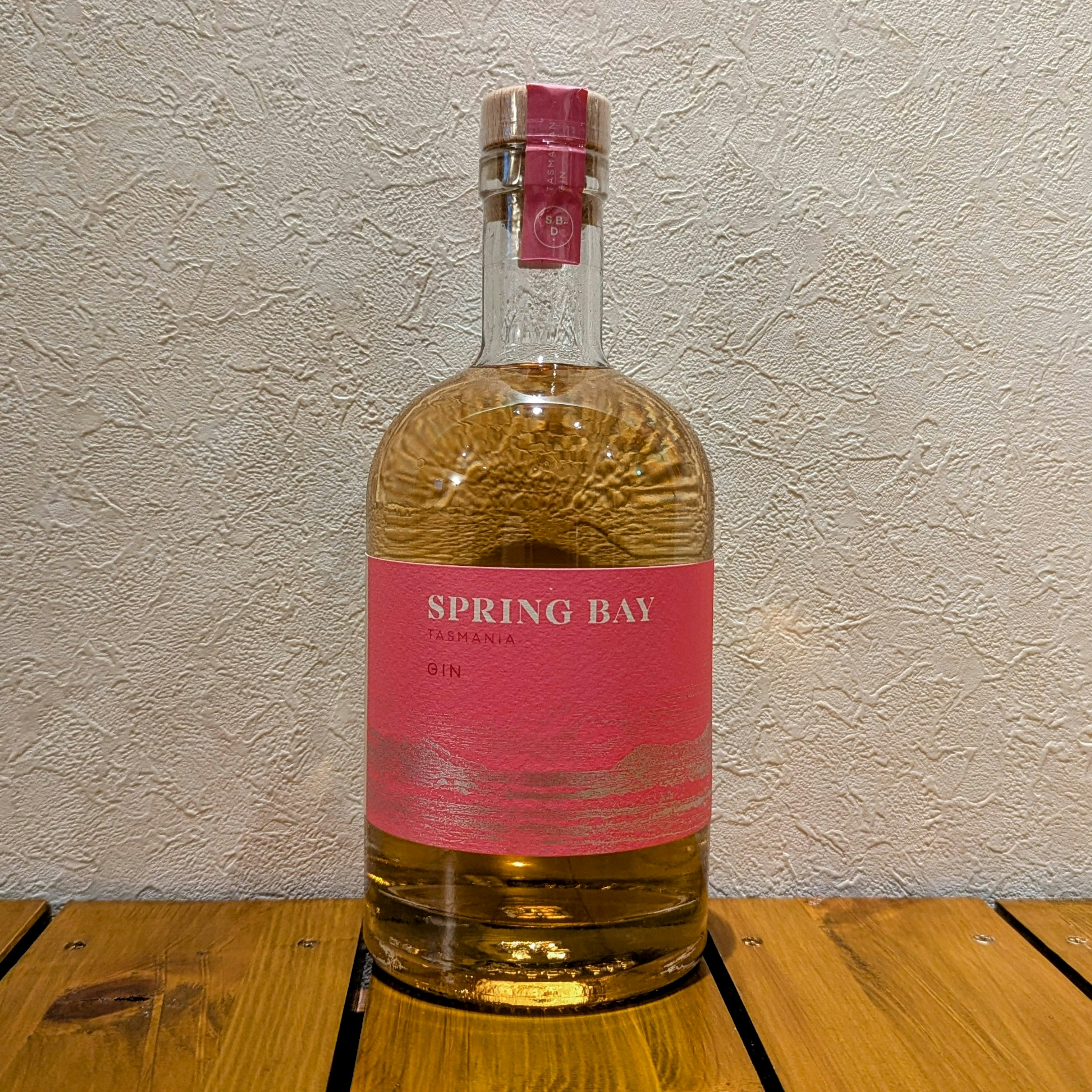 Spring Bay Tasmanian Pink Gin（スプリングベイタスマニアン ピンクジン）