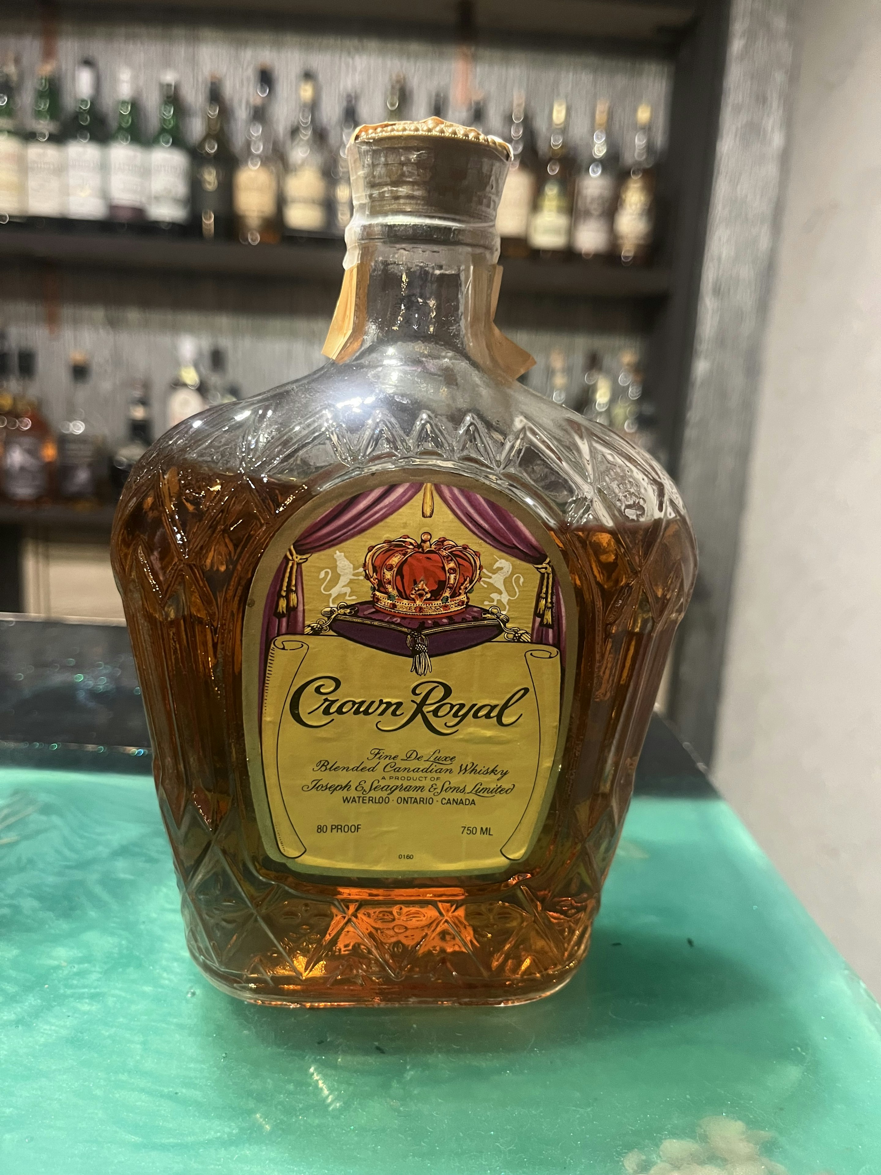 クラウンロイヤル　オールド