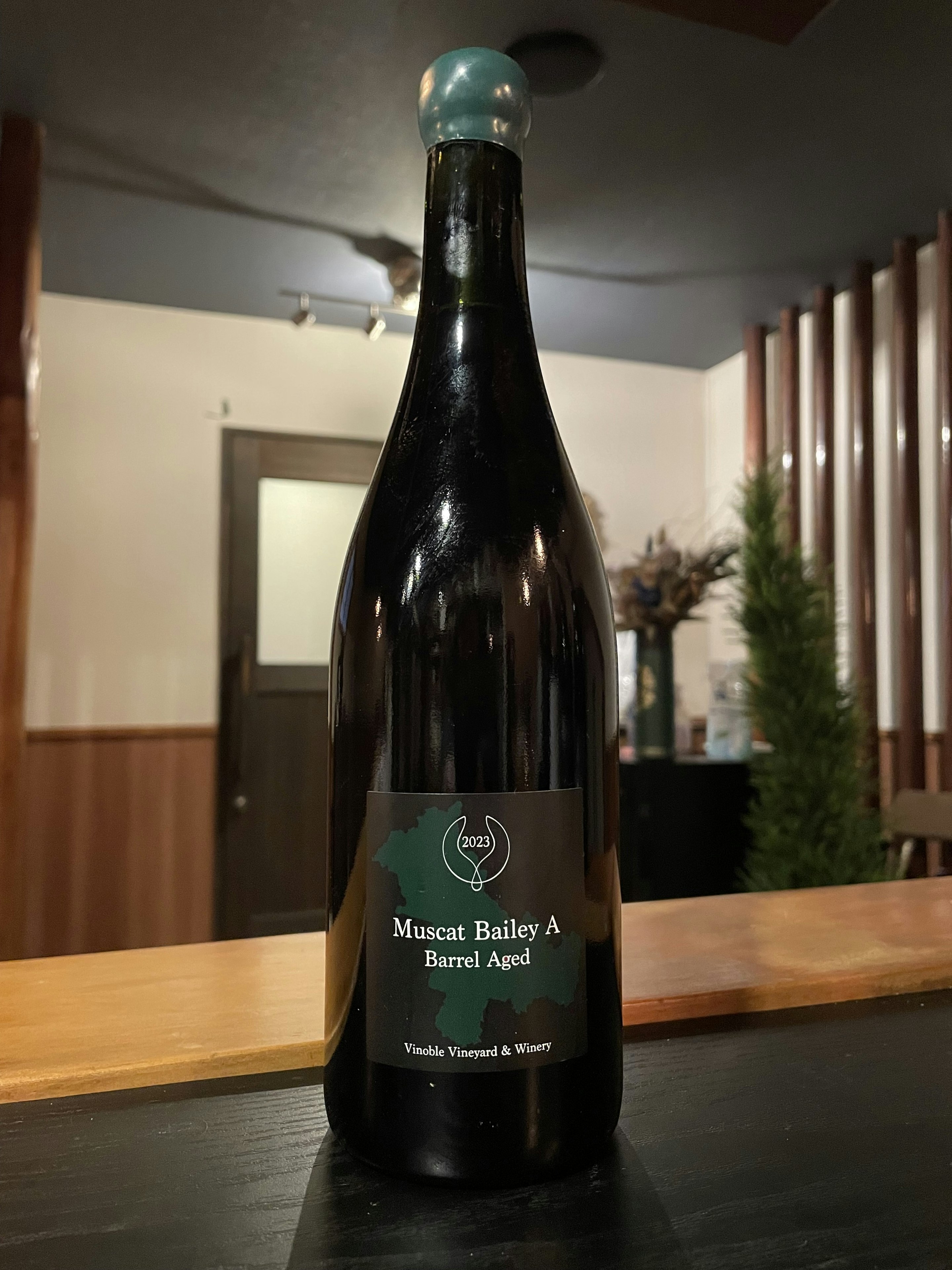 ヴィノーブルヴィンヤード　Muscat Bailey A 樽熟成 2023